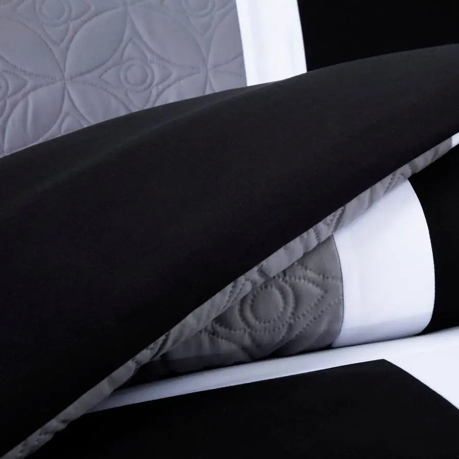 Queen  7Piece Quilted Patchwork Comforter