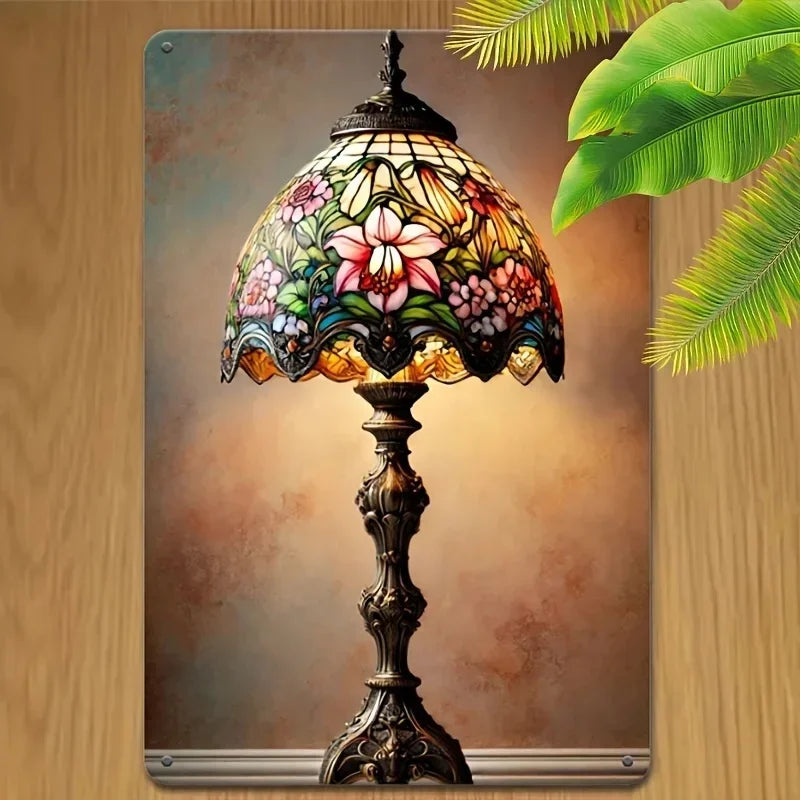 Elegant Vintage Floral Glass Table Lamp