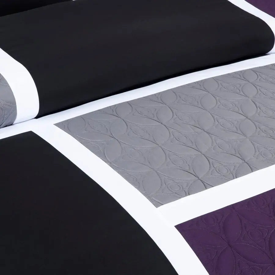 Queen  7Piece Quilted Patchwork Comforter